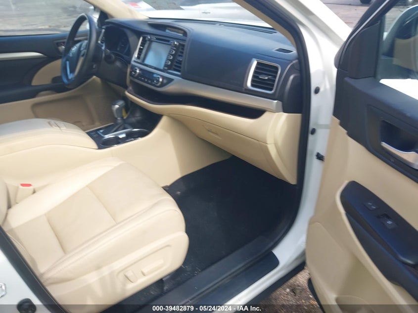 2019 TOYOTA HIGHLANDER XLE - 5TDKZRFH1KS316037