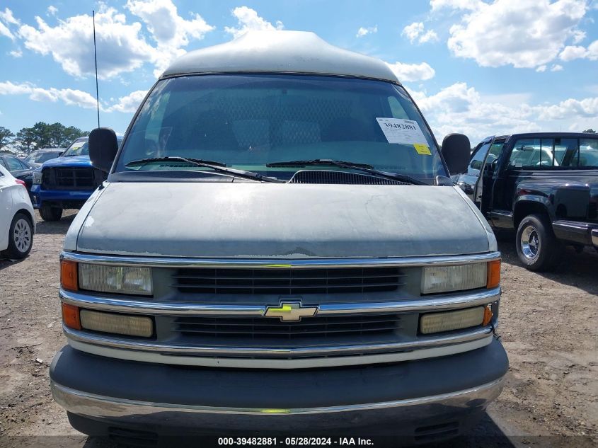 2001 Chevrolet Express VIN: 1GCFG15R811100152 Lot: 39482881