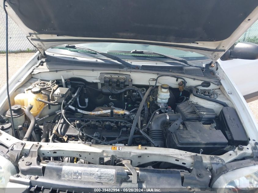 2005 Ford Escape Xls VIN: 1FMYU02Z45DA17981 Lot: 39482994