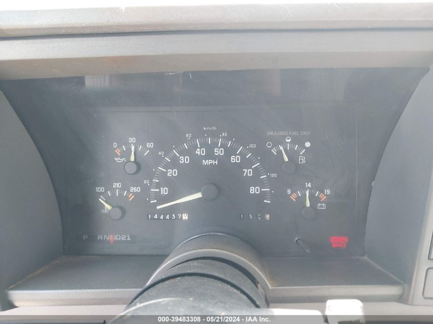 1992 Chevrolet Gmt-400 K1500 VIN: 1GCEK14K2NE105585 Lot: 39483308