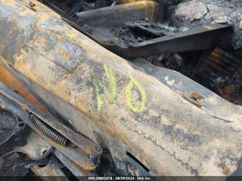 2010 Chrysler Town & Country Touring VIN: 2A4RR5D1XAR108706 Lot: 39483374