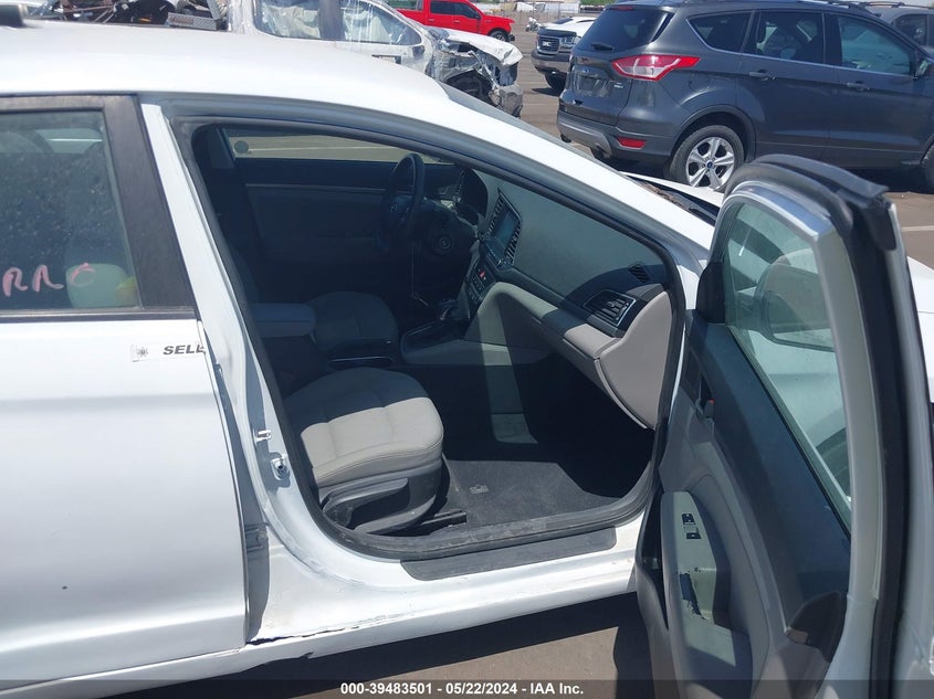 VIN 5NPD84LF1HH041303 2017 HYUNDAI ELANTRA SE