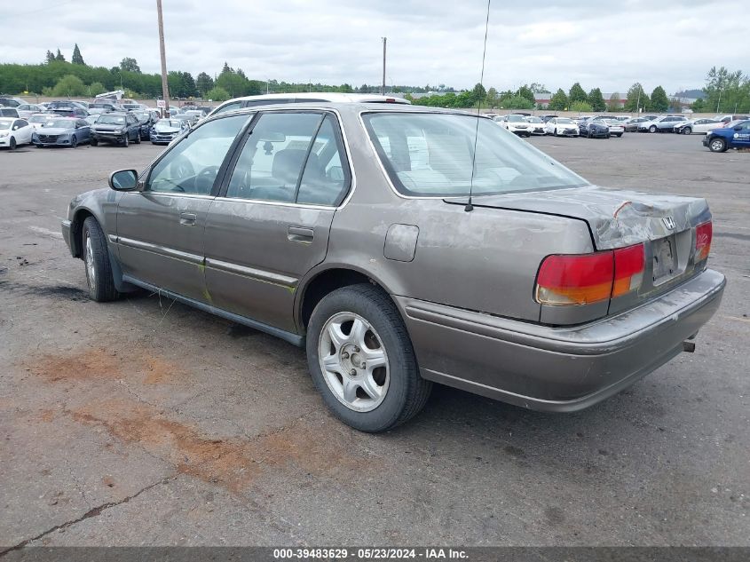 1992 Honda Accord Lx VIN: 1HGCB7553NA193851 Lot: 39483629