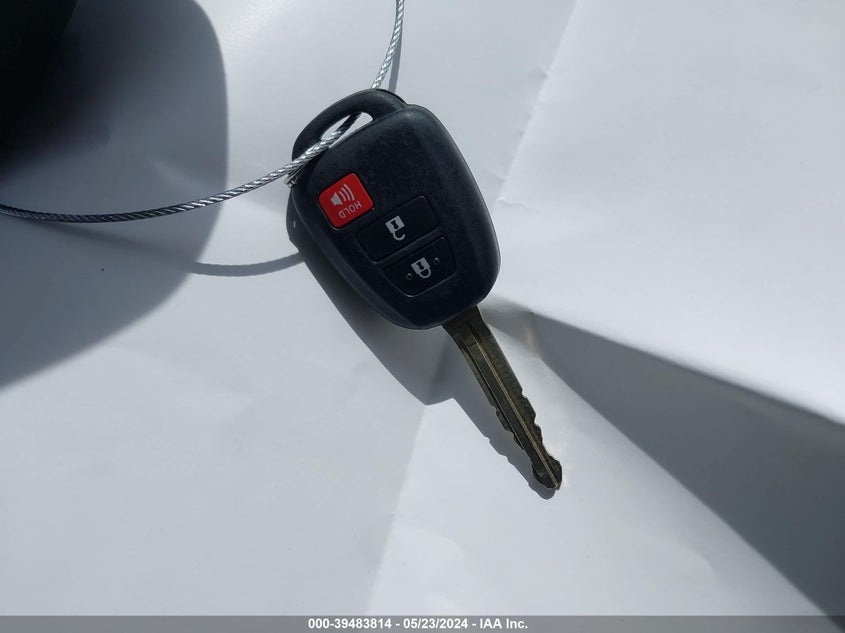 2016 TOYOTA RAV4 LE - 2T3BFREVXGW443133