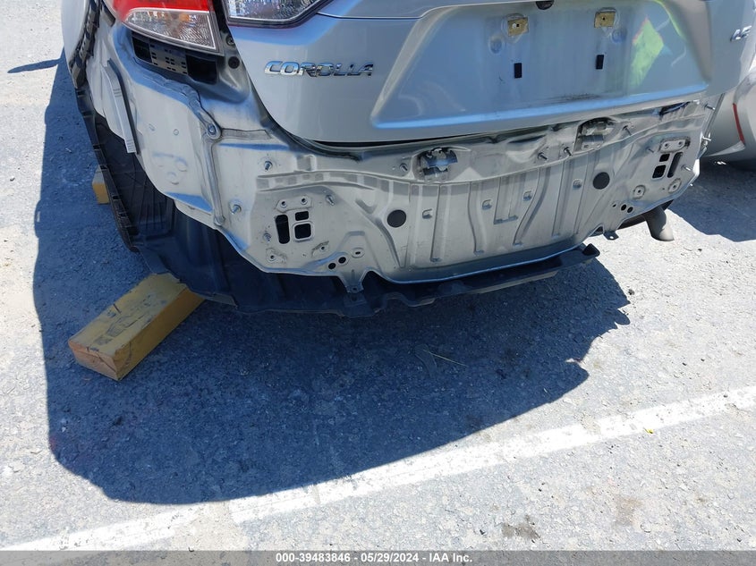 2020 TOYOTA COROLLA LE - JTDEPRAE6LJ071203