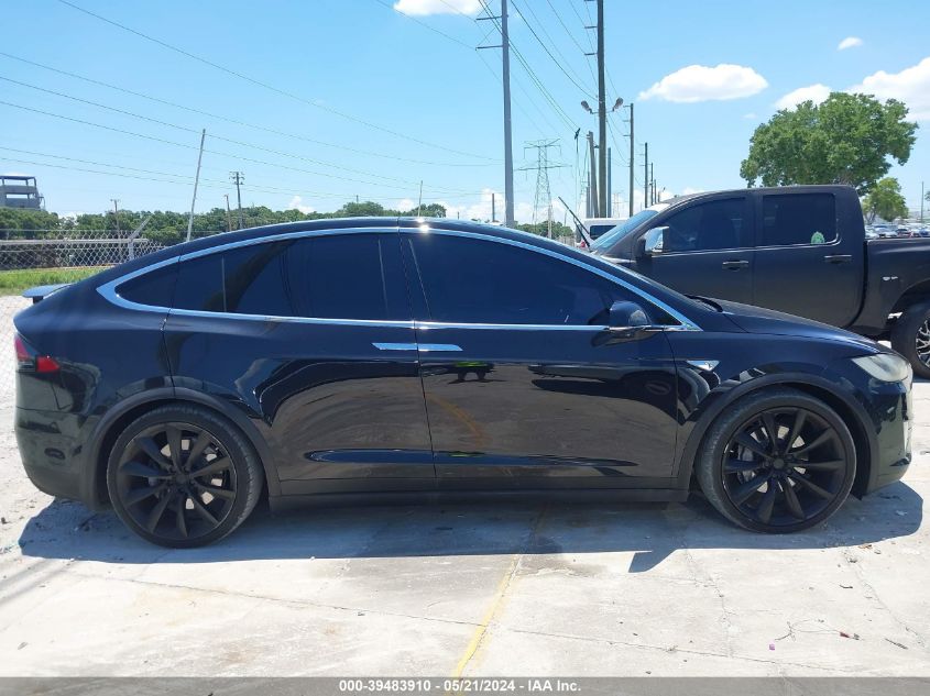 2016 Tesla Model X 60D/70D/75D/90D/P100D VIN: 5YJXCBE2XGF002524 Lot: 39483910