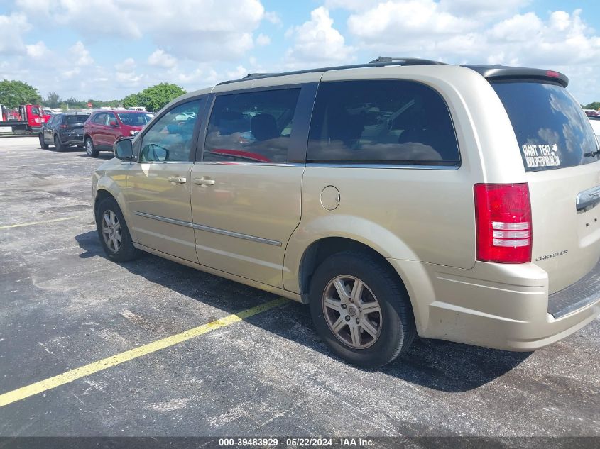 2010 Chrysler Town & Country Touring VIN: 2A4RR5D10AR233889 Lot: 39483929