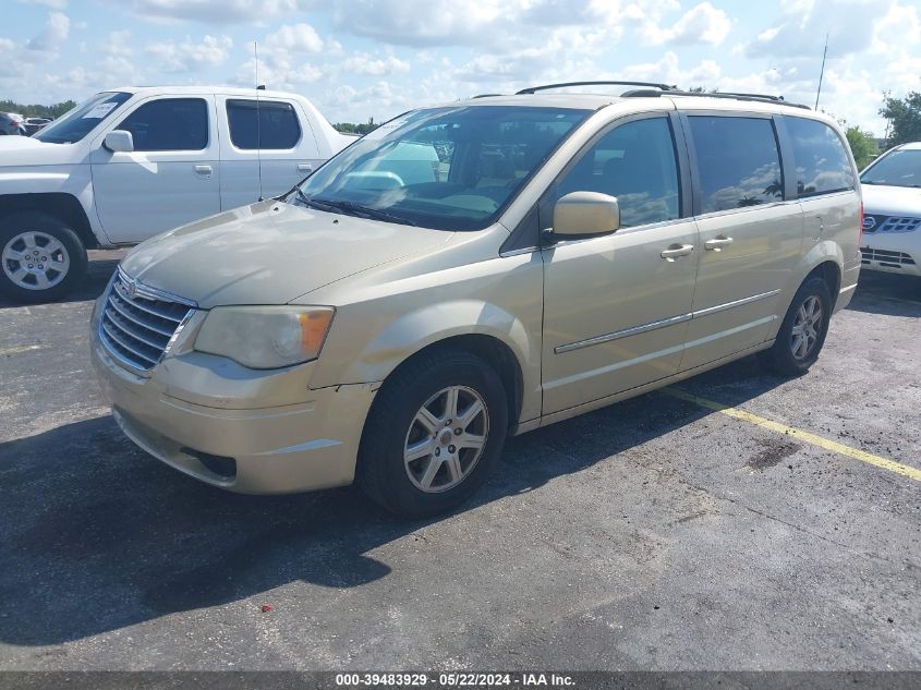 2010 Chrysler Town & Country Touring VIN: 2A4RR5D10AR233889 Lot: 39483929