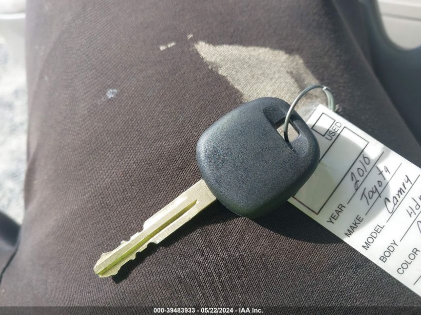 2010 Toyota Camry Le VIN: 4T4BF3EK2AR055239 Lot: 39483933