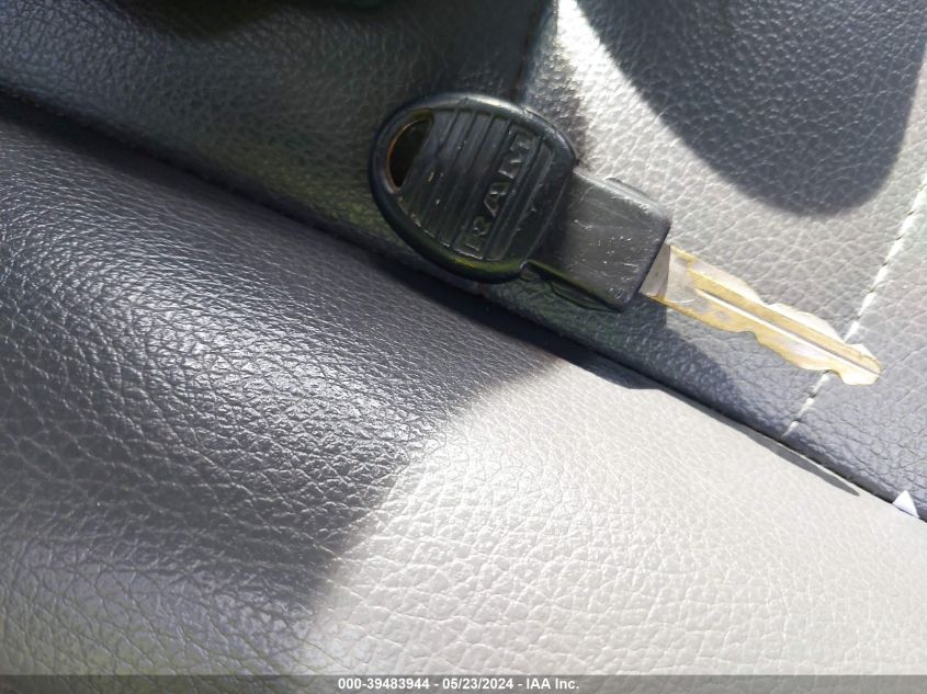 2017 Ram 1500 Tradesman Regular Cab 4X2 8' Box VIN: 3C6JR6DG7HG701279 Lot: 39483944