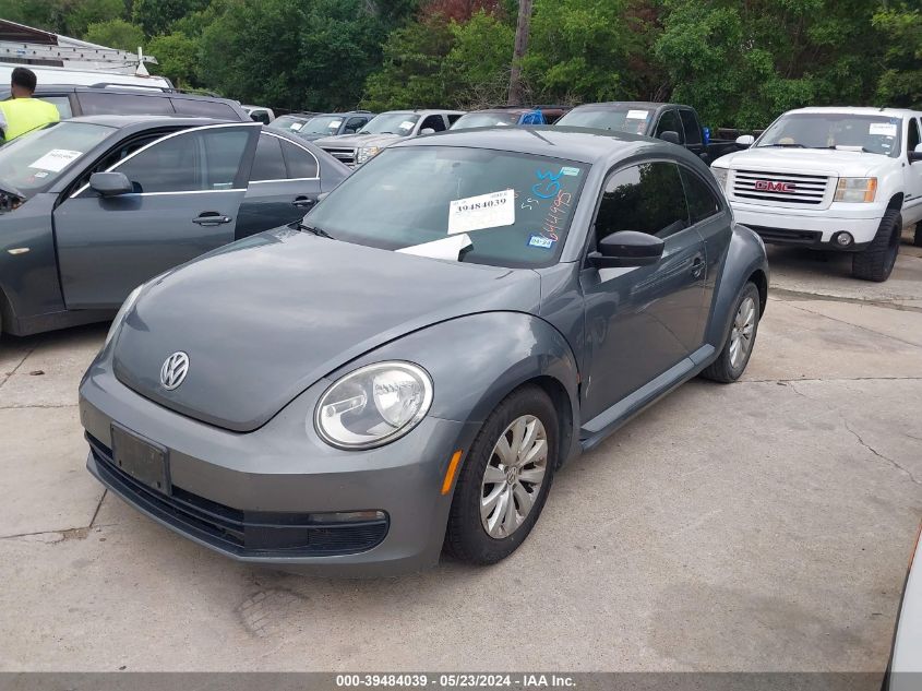 2013 Volkswagen Beetle 2.5L Entry VIN: 3VWFP7AT4DM644995 Lot: 39484039