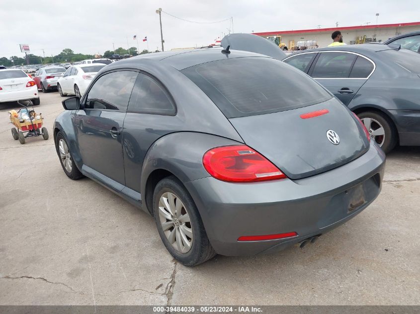 2013 Volkswagen Beetle 2.5L Entry VIN: 3VWFP7AT4DM644995 Lot: 39484039