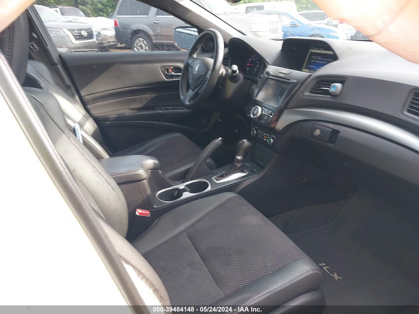 2016 Acura Ilx Premium A-Spec Packages/Technology Plus A-Spec Packages VIN: 19UDE2F8XGA002470 Lot: 39484148