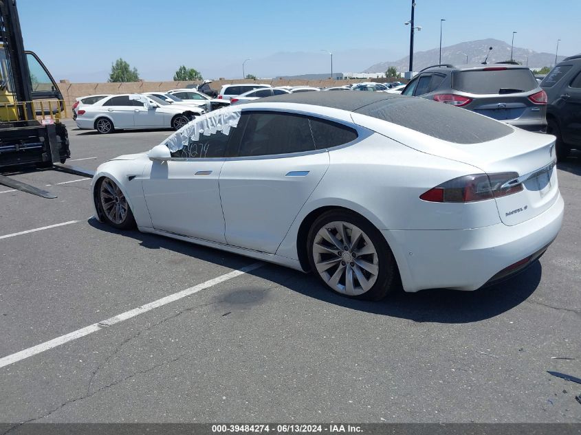 2018 Tesla Model S 100D/75D/P100D VIN: 5YJSA1E25JF281110 Lot: 39484274