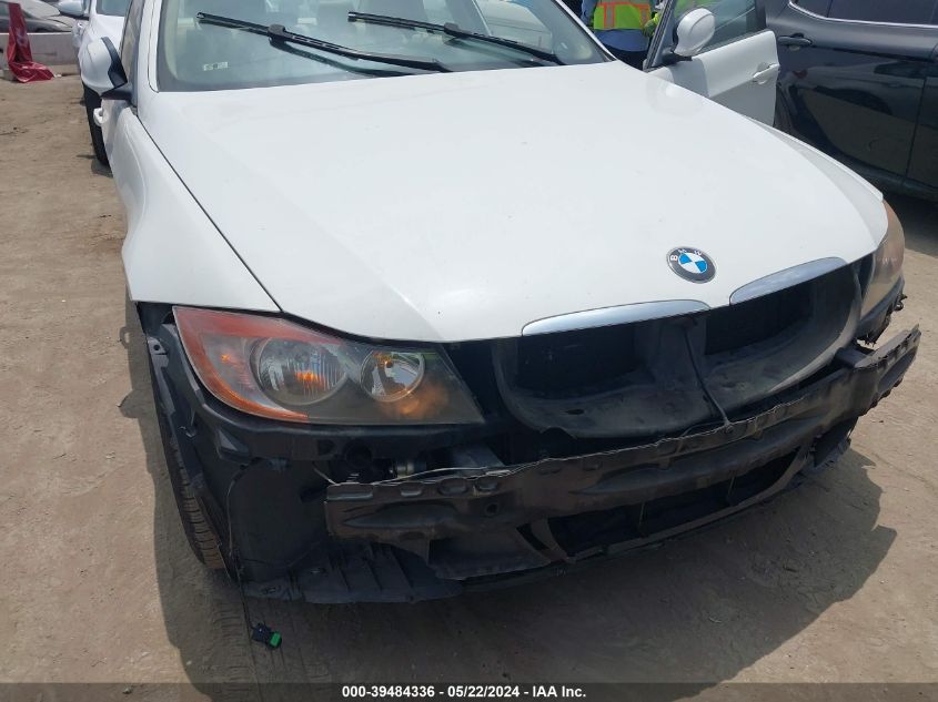 2008 BMW 328I VIN: WBAVA33558KX89142 Lot: 39484336