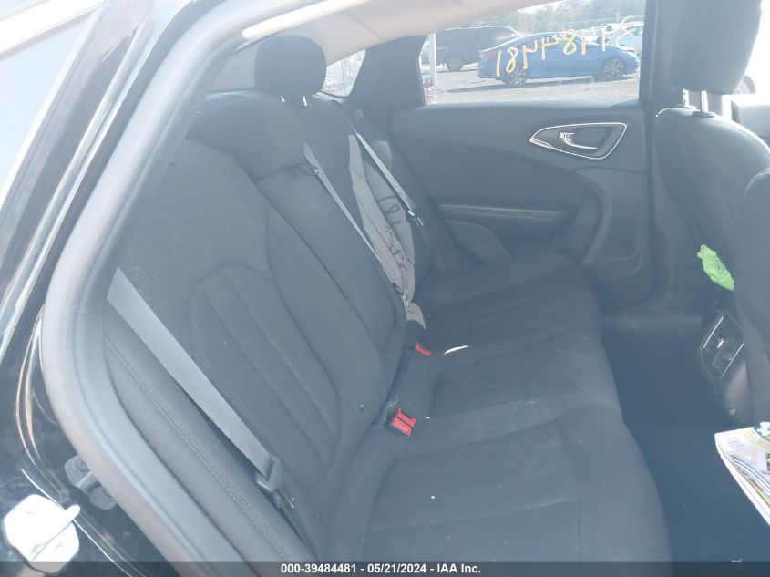 2015 Chrysler 200 Limited VIN: 1C3CCCAB8FN568826 Lot: 39484481