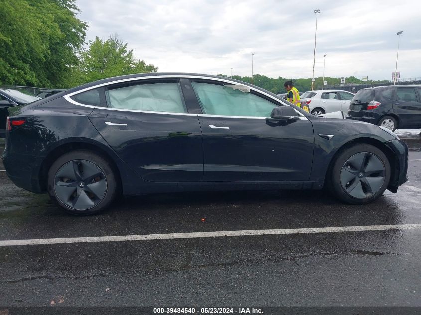 2018 Tesla Model 3 Long Range/Mid Range VIN: 5YJ3E1EA5JF152770 Lot: 39484540