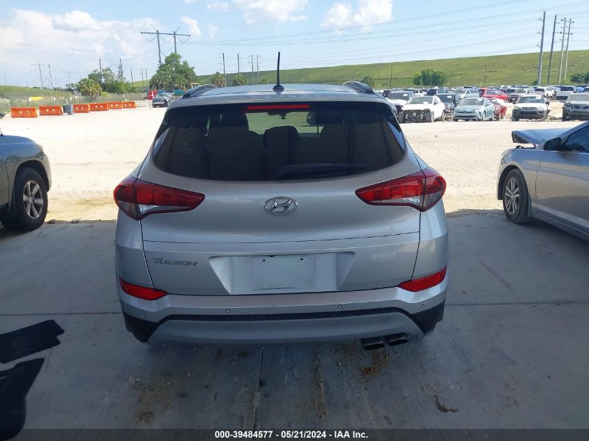 2017 Hyundai Tucson Value VIN: KM8J33A25HU560156 Lot: 39484577