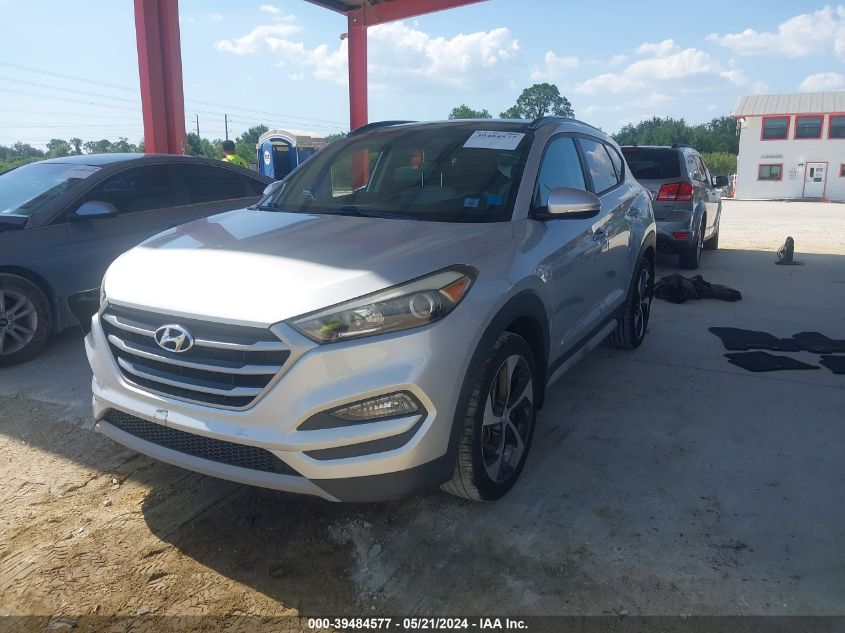 2017 Hyundai Tucson Value VIN: KM8J33A25HU560156 Lot: 39484577