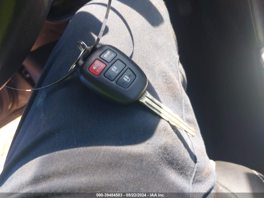 2014 Toyota Camry Se VIN: 4T1BF1FK8EU360084 Lot: 39484583