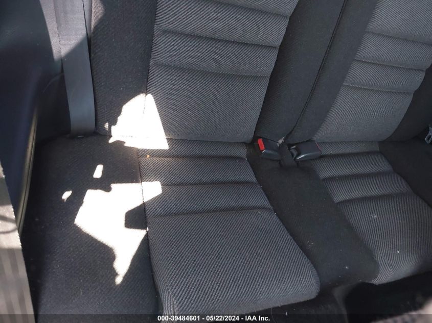 1996 Ford Mustang Gt VIN: 1FALP42X8TF180975 Lot: 39484601