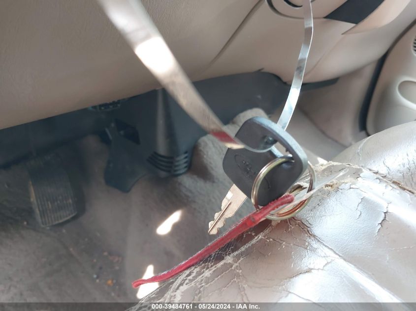 2002 Ford F-150 Lariat/Xlt VIN: 1FTRW08L42KA03169 Lot: 39484761