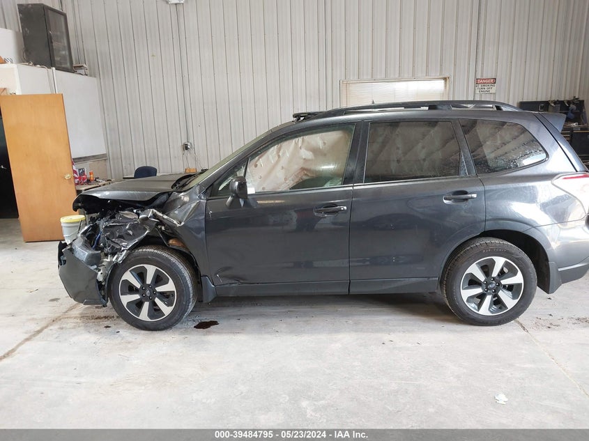 2018 Subaru Forester 2.5I Premium VIN: JF2SJAGC3JH609521 Lot: 39484795