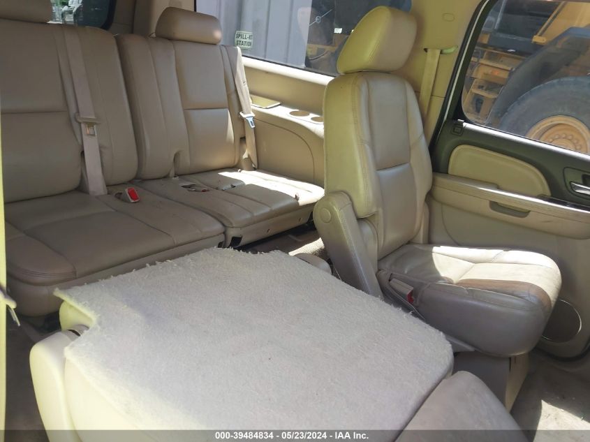 2011 GMC Yukon Xl 1500 Denali VIN: 1GKS2MEF9BR187037 Lot: 39484834