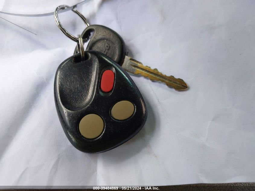 2002 Chevrolet Tahoe Lt VIN: 1GNEC13Z82R137805 Lot: 39484869