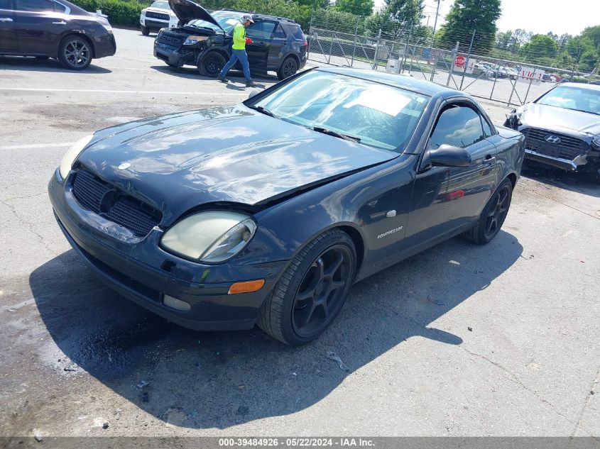 1998 Mercedes-Benz Slk 230 VIN: WDBKK47F4WF037609 Lot: 39484926