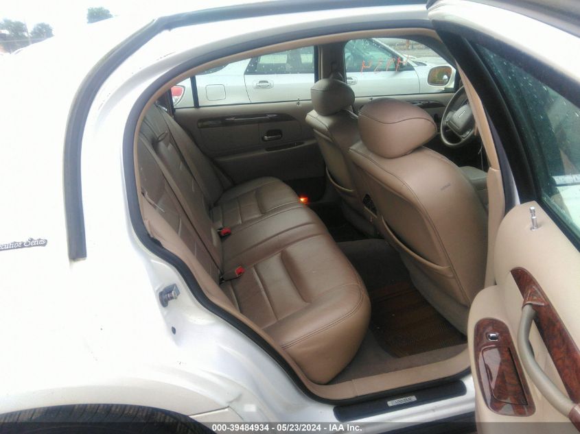 2002 Lincoln Town Car Executive VIN: 1LNHM81W62Y663422 Lot: 39484934