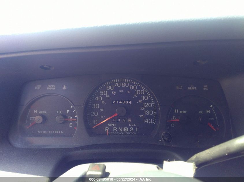 1999 Ford Crown Victoria Police Interceptor VIN: 2FAFP71W8XX225012 Lot: 39485018