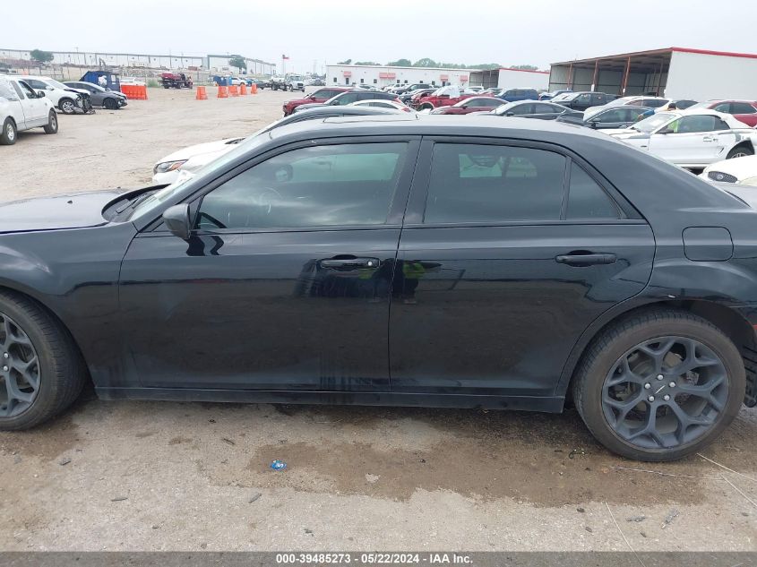 2019 Chrysler 300 Touring VIN: 2C3CCAAG8KH760833 Lot: 39485273