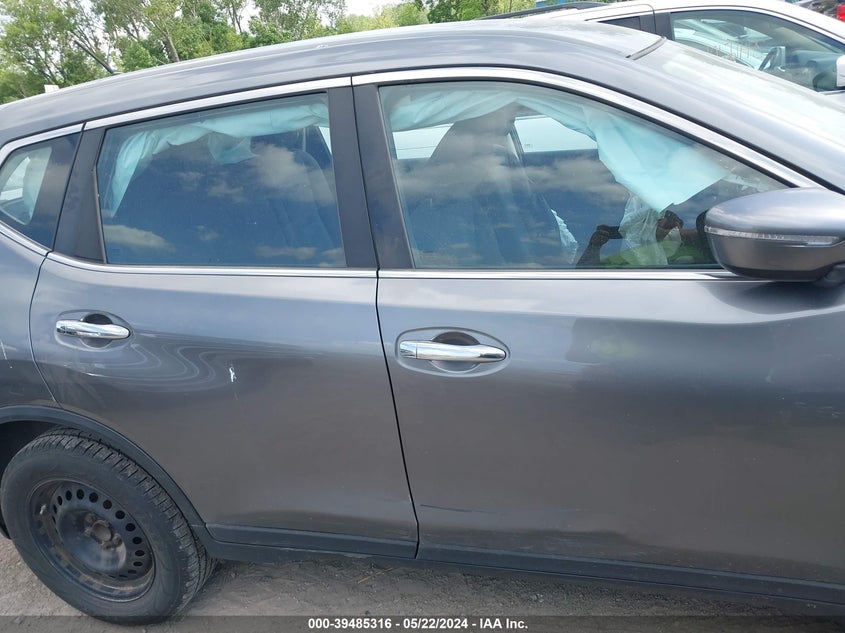 2015 Nissan Rogue S VIN: KNMAT2MT3FP517742 Lot: 39485316