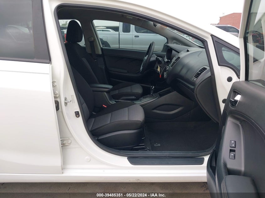 2016 KIA FORTE LX - KNAFK5A8XG5571270