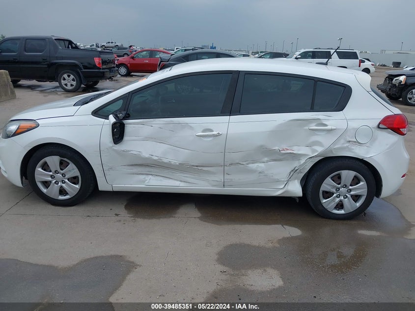 2016 KIA FORTE LX - KNAFK5A8XG5571270