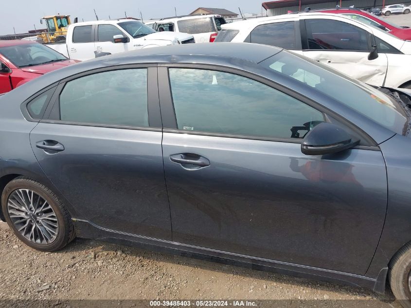 2022 Kia Forte Gt-Line VIN: 3KPF54AD5NE489644 Lot: 39485403