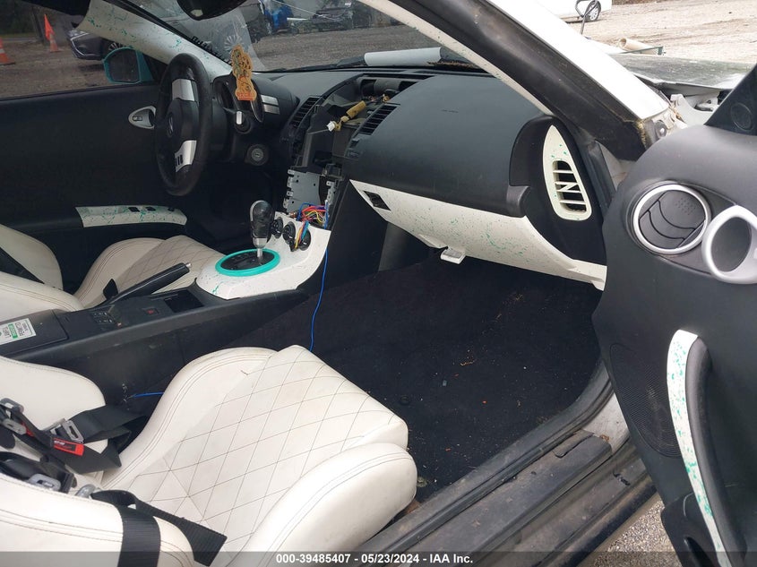 2004 Nissan 350Z Touring VIN: JN1AZ34DX4T150567 Lot: 39485407