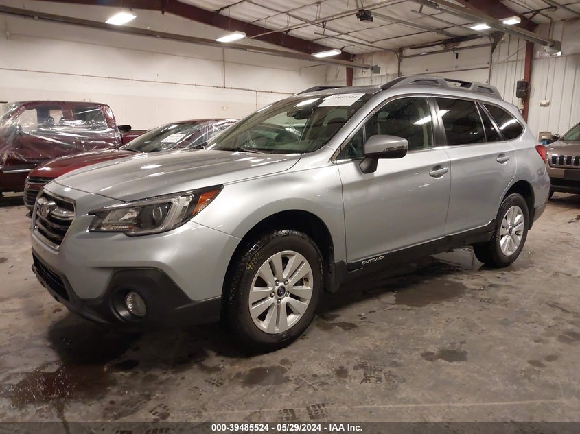 VIN 4S4BSAHC5J3319400 2018 SUBARU OUTBACK 2.5I PREMIUM