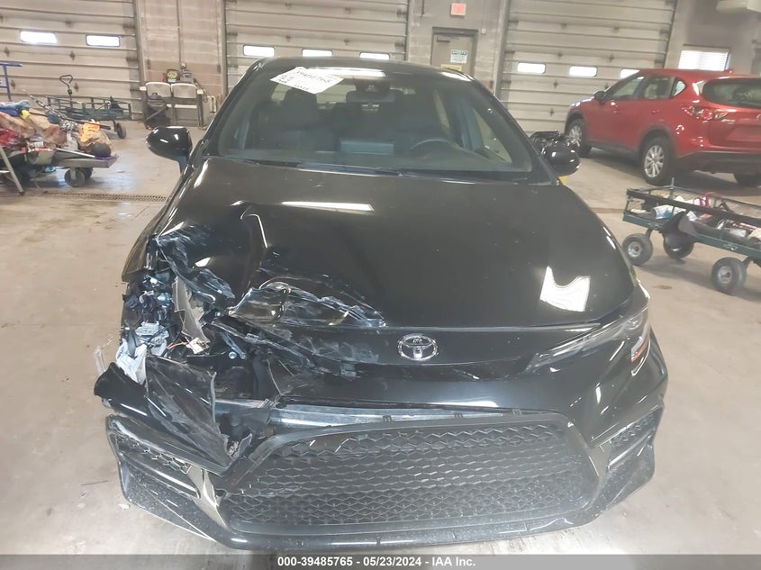 VIN JTDP4MCE2NJ097978 2022 TOYOTA COROLLA SE