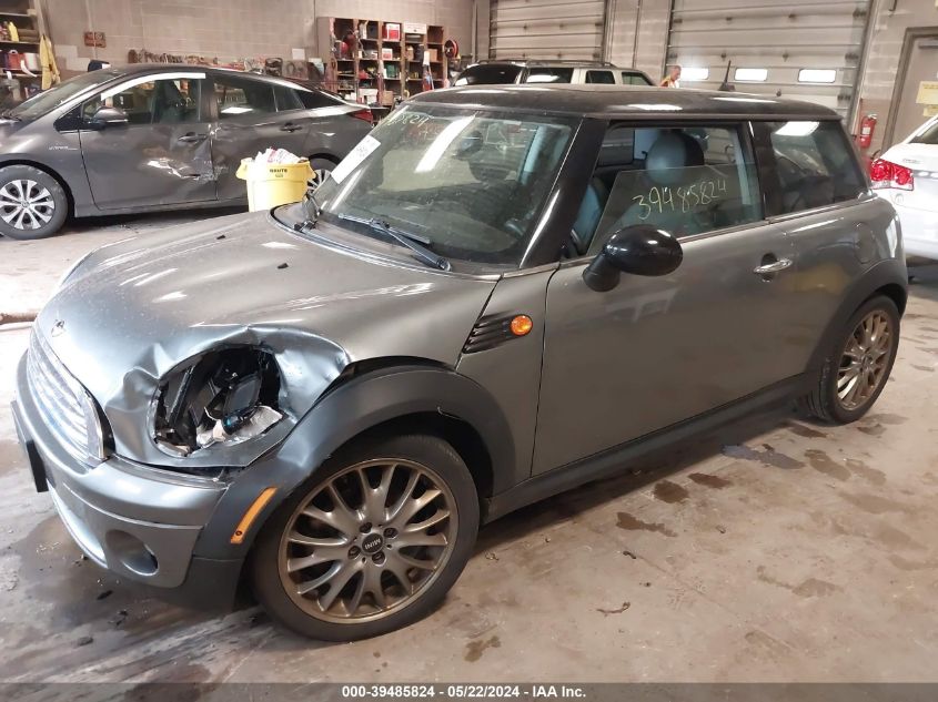 2010 Mini Cooper VIN: WMWMF3C51ATZ23030 Lot: 39485824