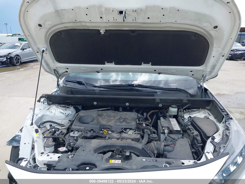 2021 TOYOTA RAV4 LE - JTMH1RFV3MD070453