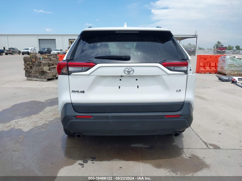 2021 TOYOTA RAV4 LE - JTMH1RFV3MD070453