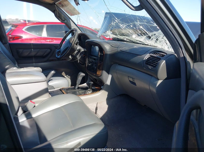 1999 Toyota Land Cruiser VIN: JT3HT05J2X0064146 Lot: 39486138