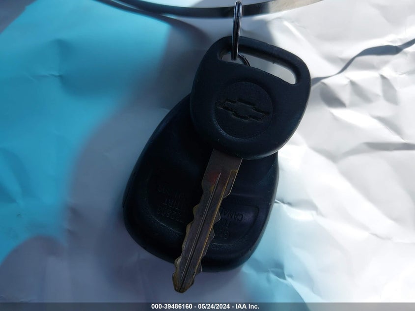 2000 Chevrolet Silverado 1500 Ls VIN: 1GCEK14T1YZ260523 Lot: 39486160