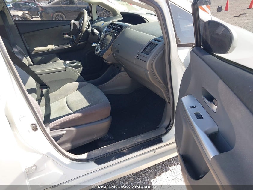 2013 Toyota Prius V Two VIN: JTDZN3EU9D3286151 Lot: 39486245