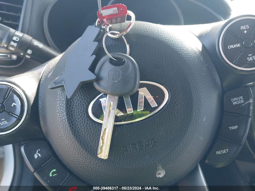 2018 Kia Soul + VIN: KNDJP3A59J7900271 Lot: 39486317