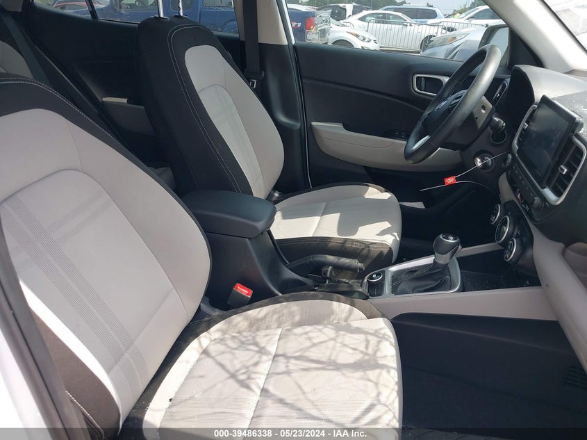 2021 Hyundai Venue Sel VIN: KMHRC8A3XMU129637 Lot: 39486338