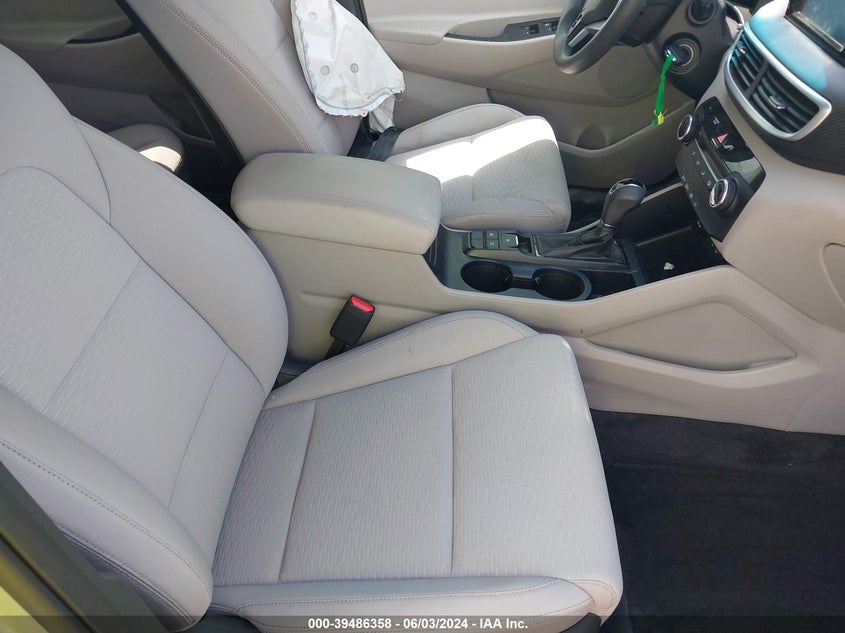 VIN KM8J23A45LU090627 2020 HYUNDAI TUCSON SE