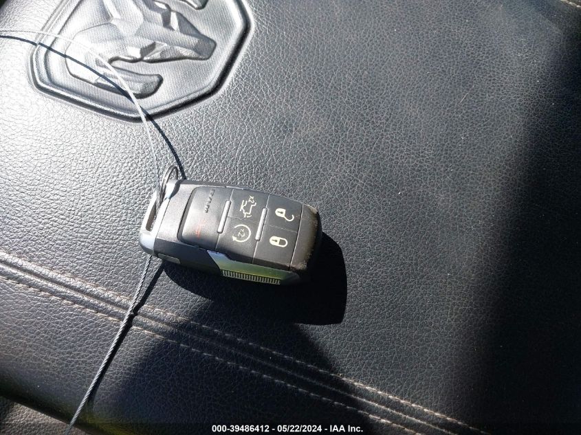 2019 Ram 3500 Laramie 4X4 8' Box VIN: 3C63RRJL2KG525082 Lot: 39486412